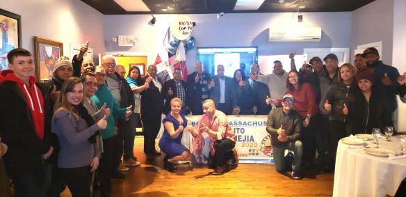 100 X 100 CON PAPA INAUGURACION.jpg