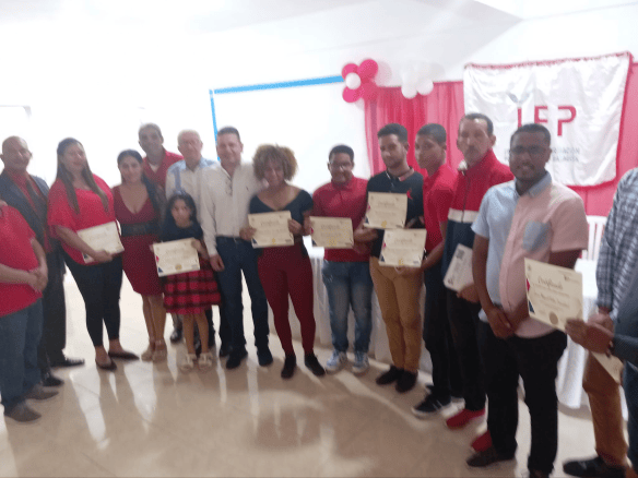 PRSC capacita jóvenes en Moca en curso de liderazgo político y juvenil ...